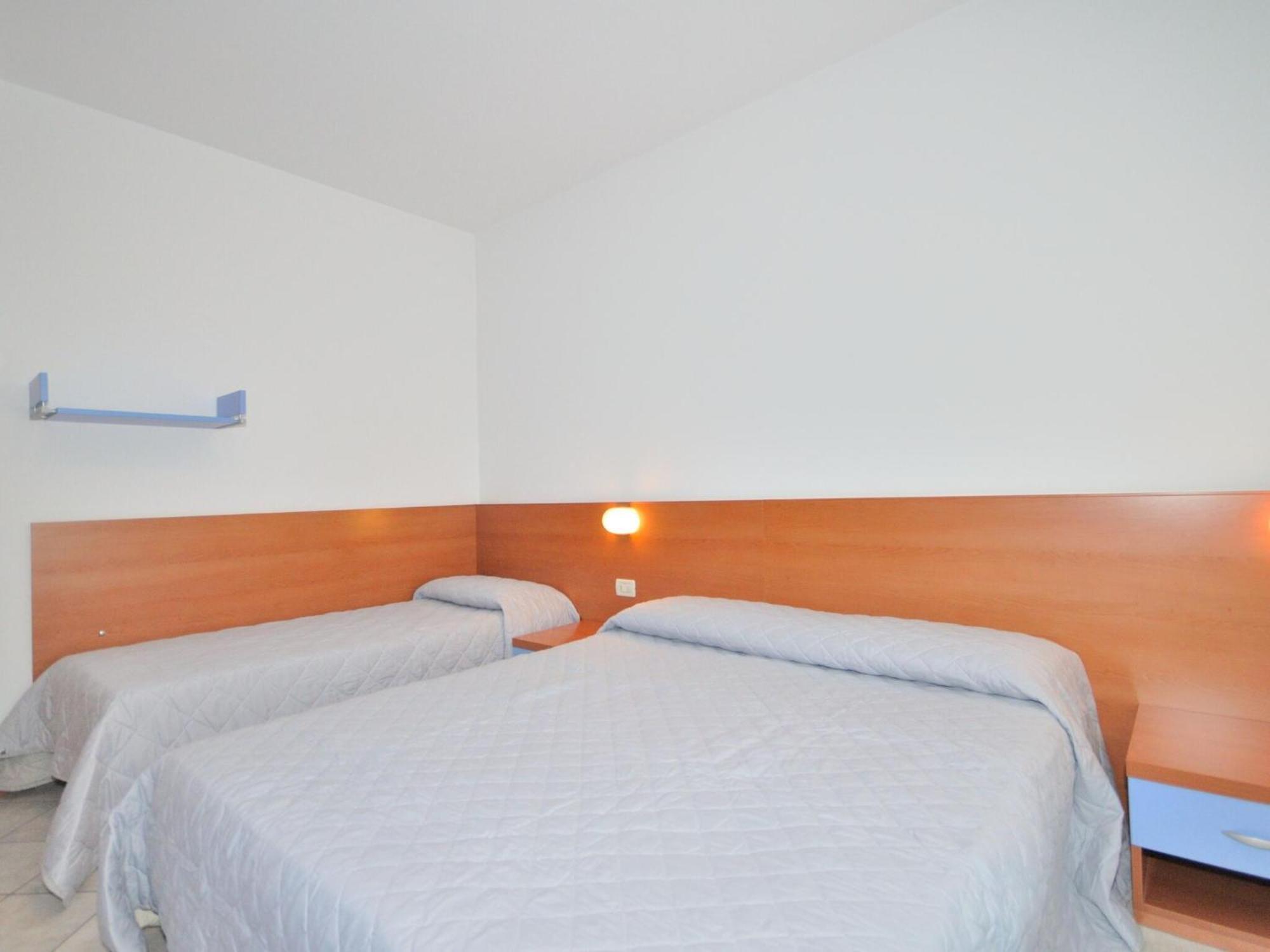 Apartment In Bibione Spiaggia Near The Beach Bagian luar foto